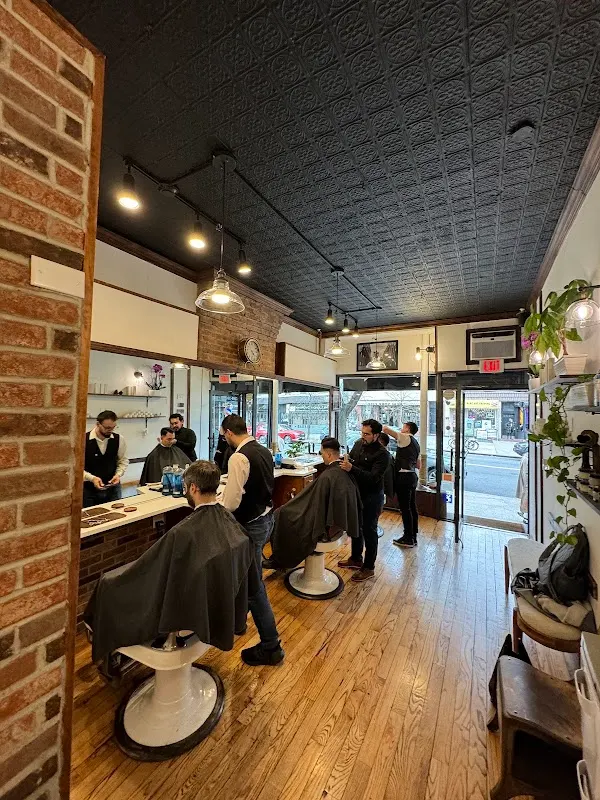MONTEMAN BARBER — Barber shop in Brooklyn